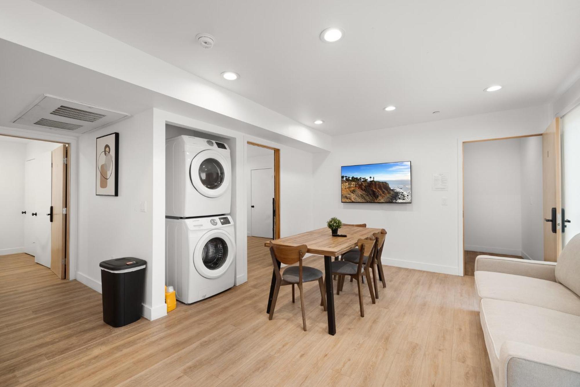 Charming Urban Retreat Near Usc In La- Private Room With Share Living Room With Kitchen 로스앤젤레스 외부 사진